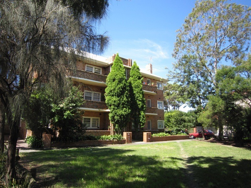 3/4 Church Square, St Kilda VIC 3182