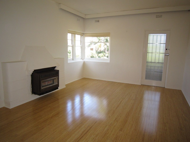 3/4 Church Square, St Kilda VIC 3182