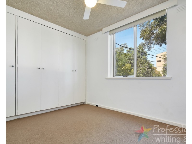 3/70 Park Street, St Kilda West VIC 3182