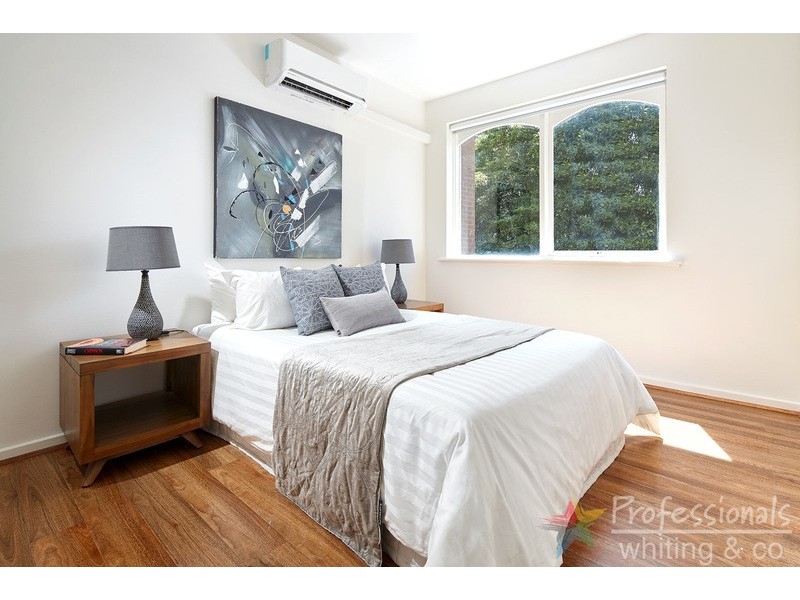 31 Burnett Street, St Kilda VIC 3182