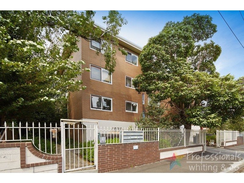 31 Burnett Street, St Kilda VIC 3182