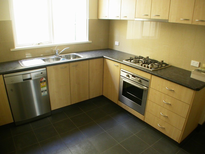 2/23 Neptune Street, St Kilda VIC 3182