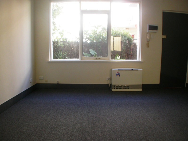 2/23 Neptune Street, St Kilda VIC 3182