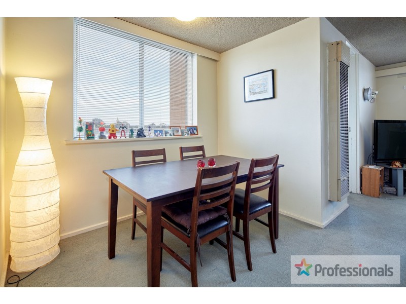 51/3 Alfred Square, St Kilda VIC 3182