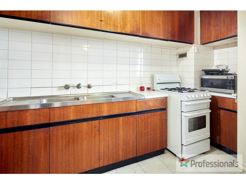 51/3 Alfred Square, St Kilda VIC 3182