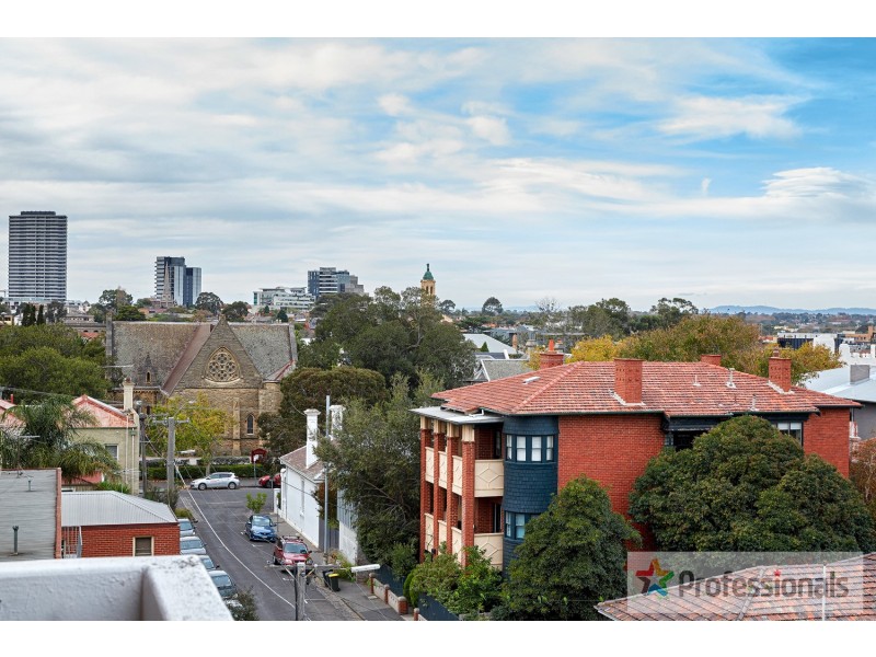 51/3 Alfred Square, St Kilda VIC 3182