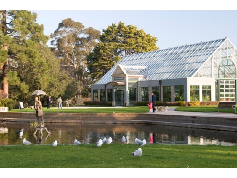 51/3 Alfred Square, St Kilda VIC 3182