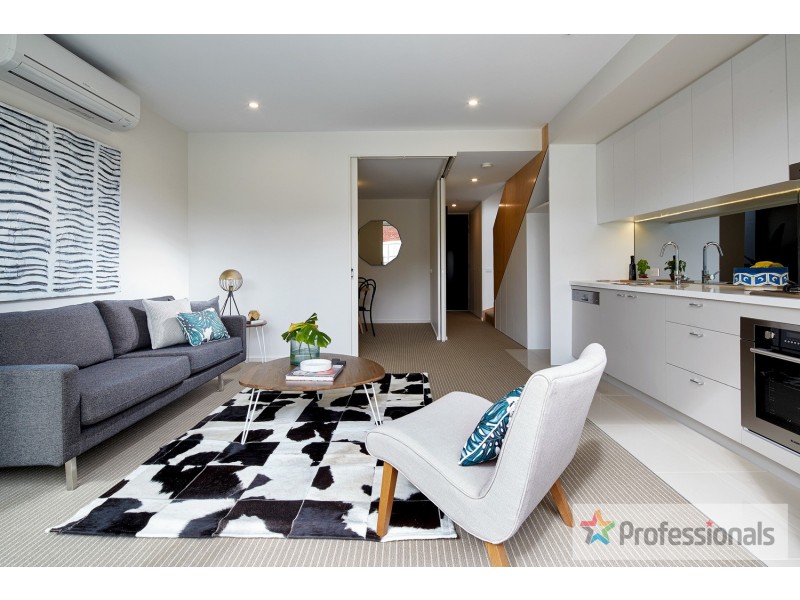 23/23 Mitford Street, St Kilda VIC 3182