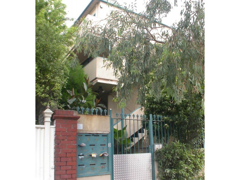 10/3 Dalgety Street, St Kilda VIC 3182