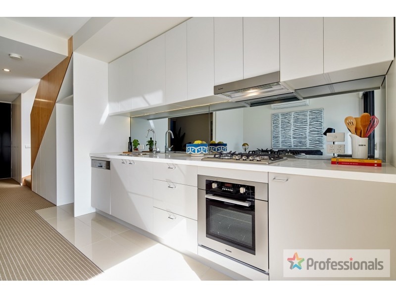 23/23 Mitford Street, St Kilda VIC 3182