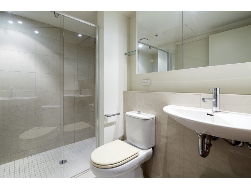 1001/2-4 Albert Road, South Melbourne VIC 3205