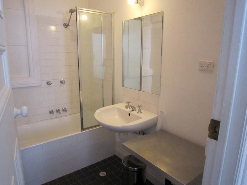 402/129 Fitzroy Street, St Kilda VIC 3182