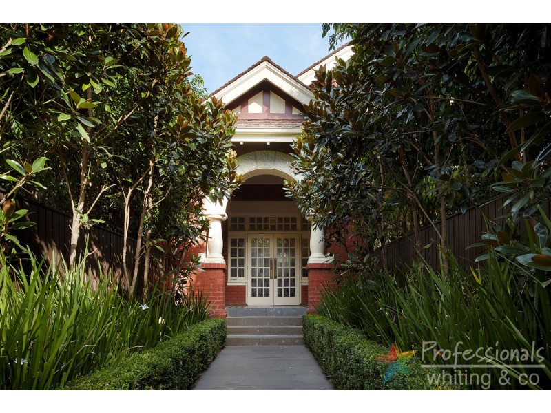 17 Robe Street, St Kilda VIC 3182