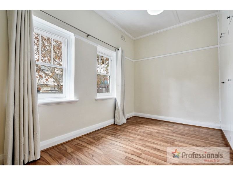 2/83 Barkly Street, St Kilda VIC 3182