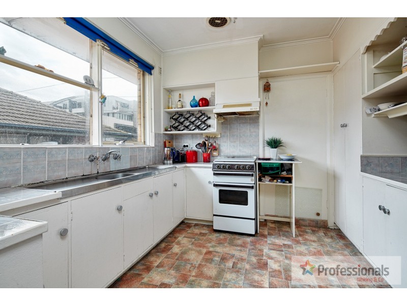 5/170 Barkly Street, St Kilda VIC 3182