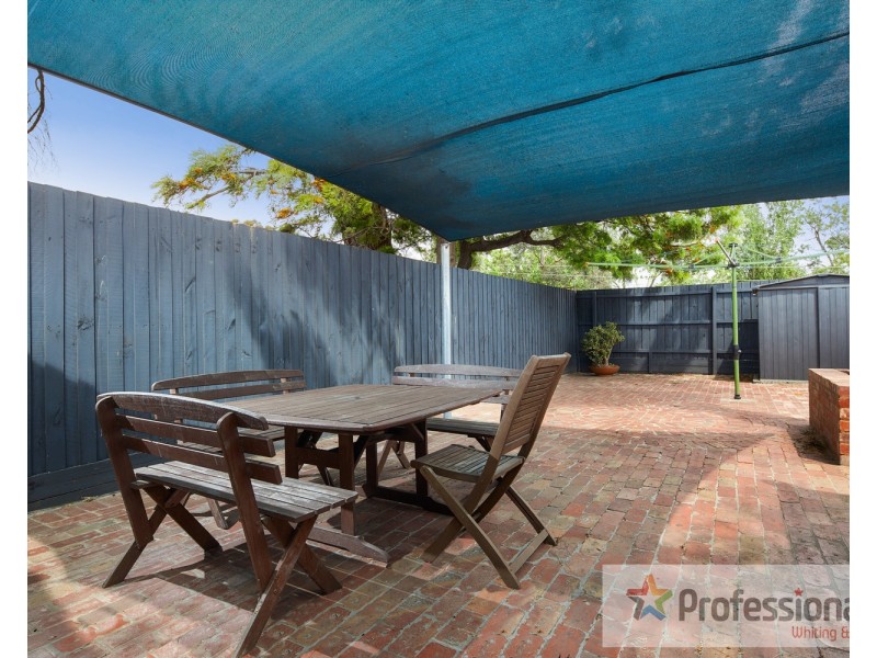 5a Hammerdale Avenue, St Kilda East VIC 3183