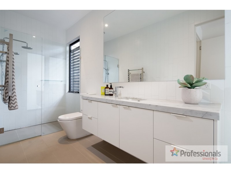 6a Lawson Street, Elwood VIC 3184