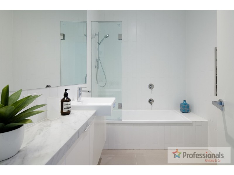 6a Lawson Street, Elwood VIC 3184