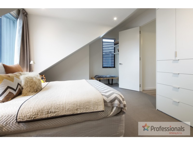 6a Lawson Street, Elwood VIC 3184