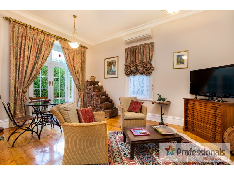 88 Eskdale Road, Caulfield North VIC 3161