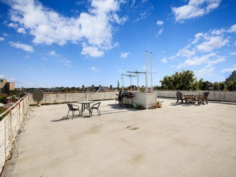 64 Alma Road, St Kilda VIC 3182