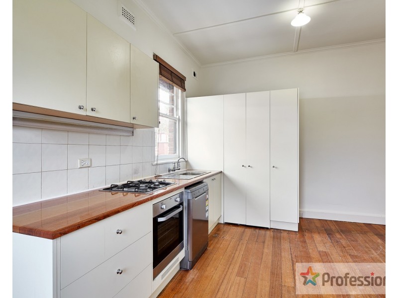 4/292 Barkly Street, Elwood VIC 3184