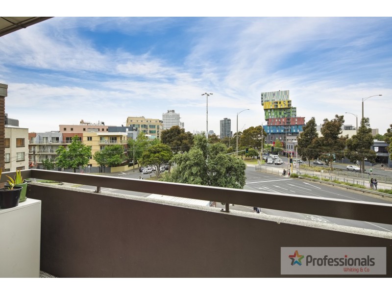 11/18 Barkly Street, St Kilda VIC 3182