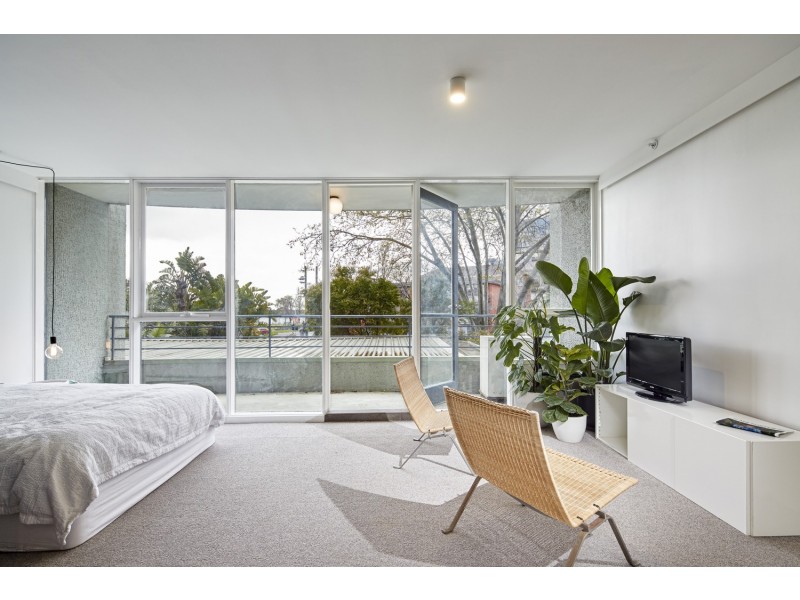 Apartment 104/81 Queens Road, Melbourne VIC 3000
