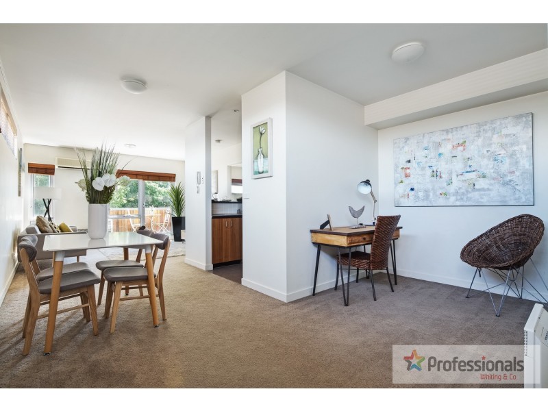 18/352 Canterbury Road, St Kilda VIC 3182