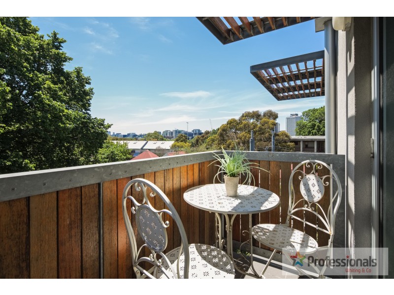 18/352 Canterbury Road, St Kilda VIC 3182