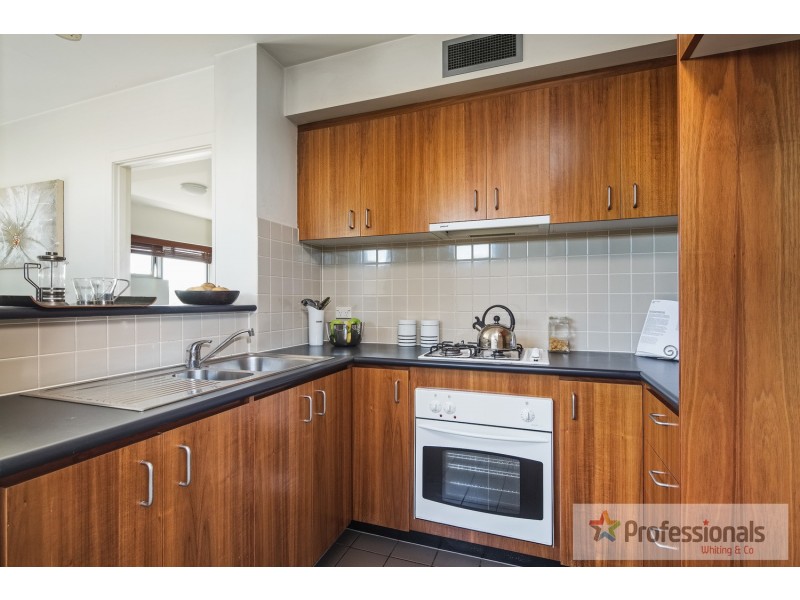 18/352 Canterbury Road, St Kilda VIC 3182