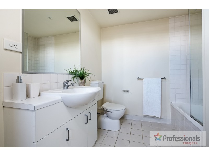 18/352 Canterbury Road, St Kilda VIC 3182