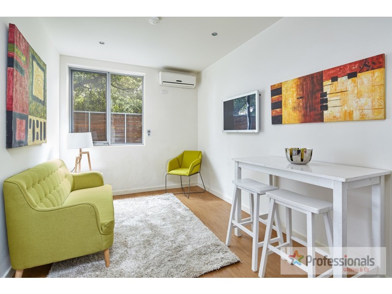 2/3 Charnwood Road, St Kilda VIC 3182
