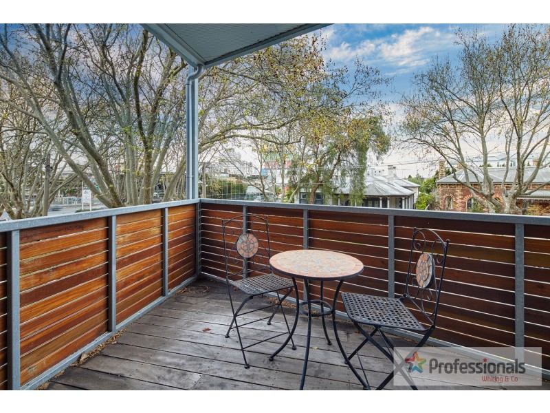 2/3 Charnwood Road, St Kilda VIC 3182