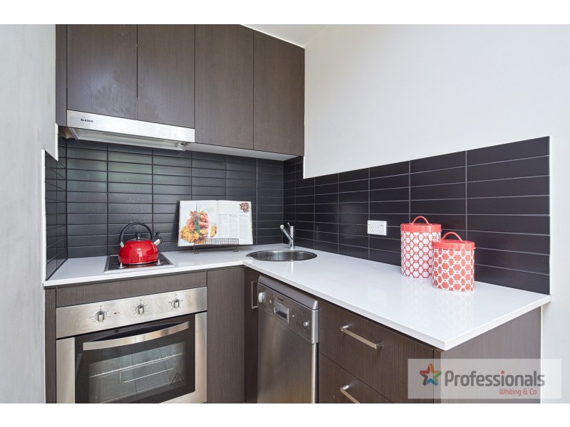 2/3 Charnwood Road, St Kilda VIC 3182