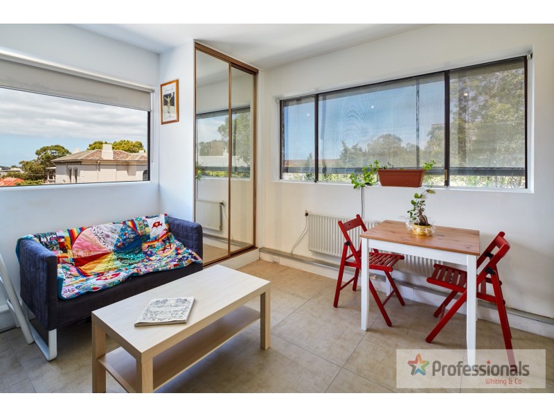 33/25  Redan Street, St Kilda VIC 3182