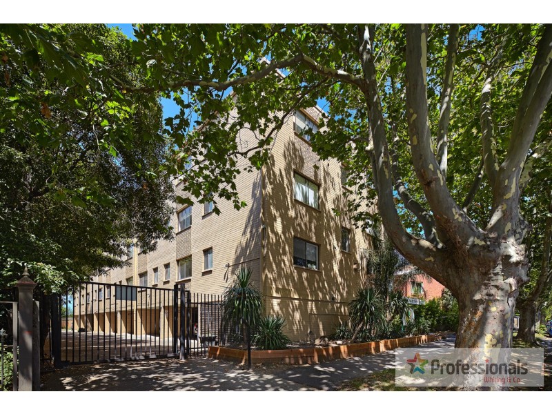33/25  Redan Street, St Kilda VIC 3182