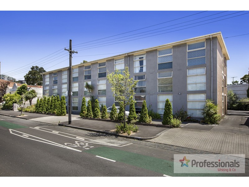 21/34 Neill Street, Carlton VIC 3053
