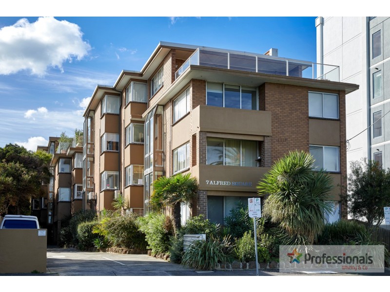 Apartment 21/7 Alfred Square, St Kilda VIC 3182