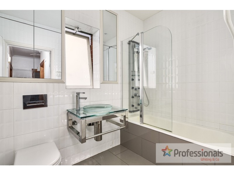 16/103 Barkly Street, St Kilda VIC 3182