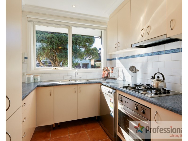 1 Kalimna Crescent, Doncaster VIC 3108