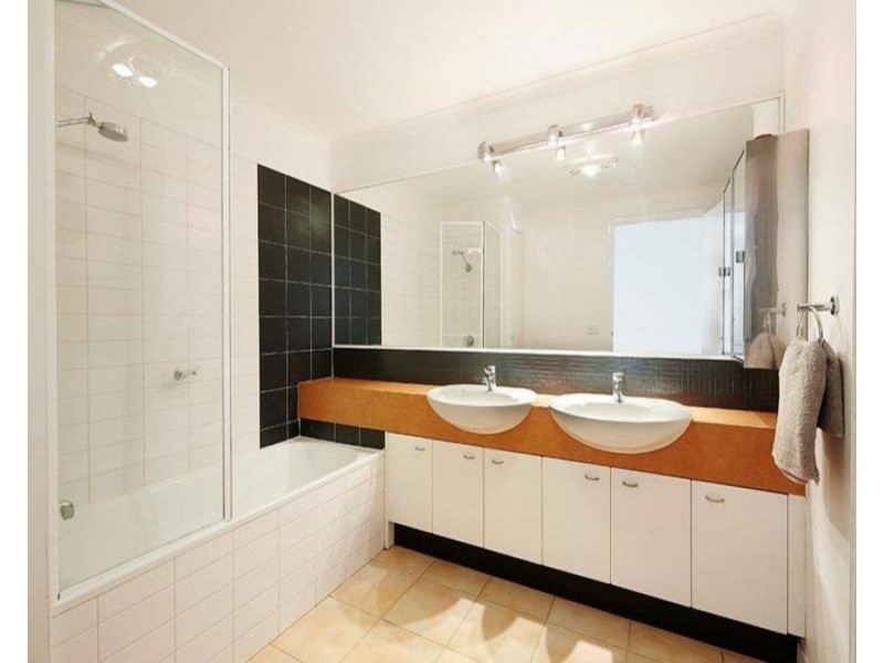 41/18-20 The Esplanade, St Kilda VIC 3182