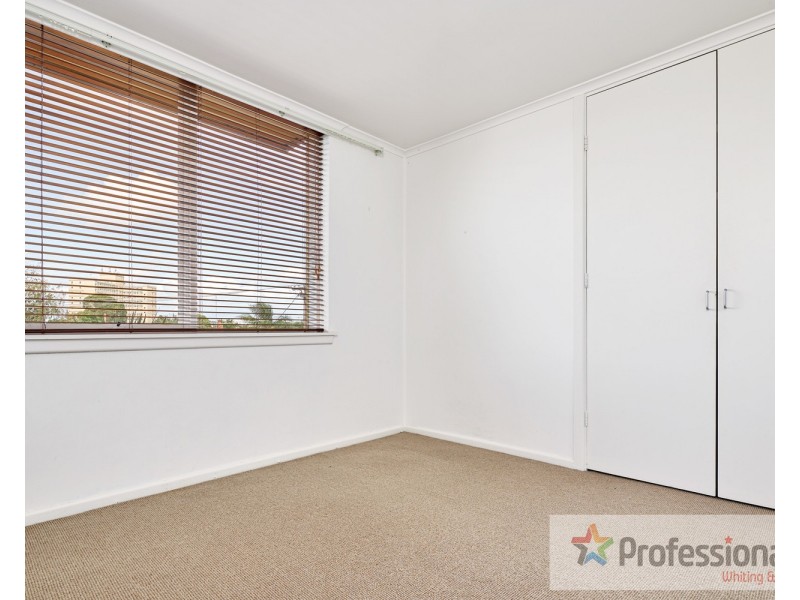 4/27 Alma Grove, St Kilda VIC 3182