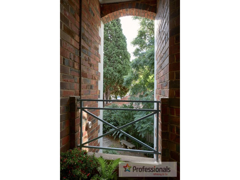 8/89 Addison Street, Elwood VIC 3184