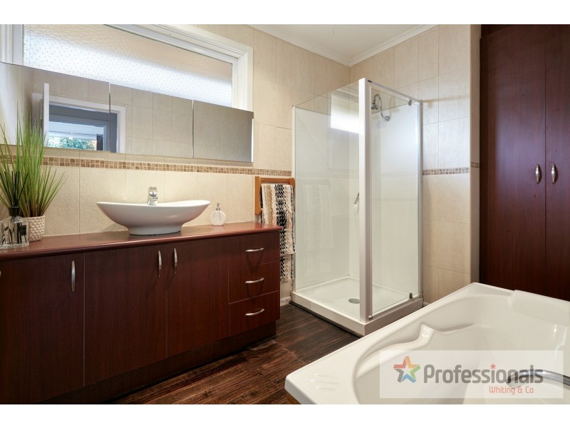 14 Noga Avenue, Keilor East VIC 3033