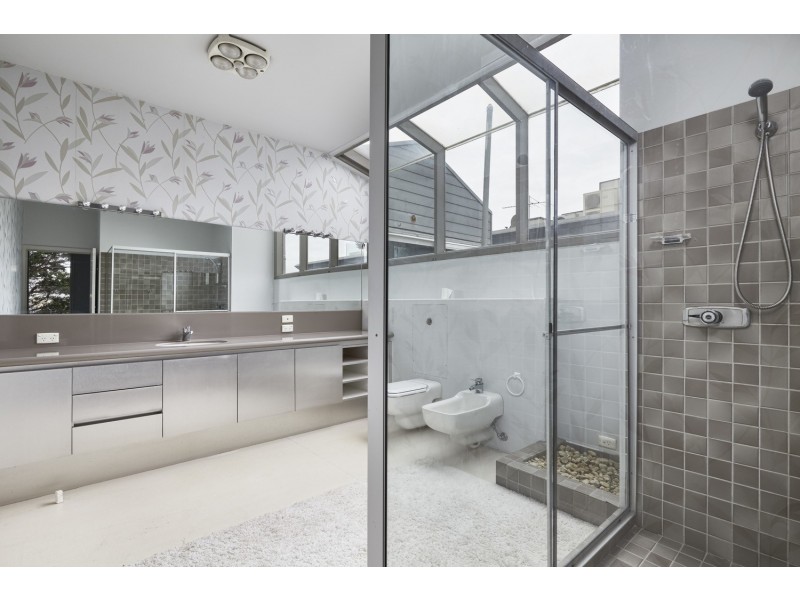 204 Esplanade, Brighton VIC 3186