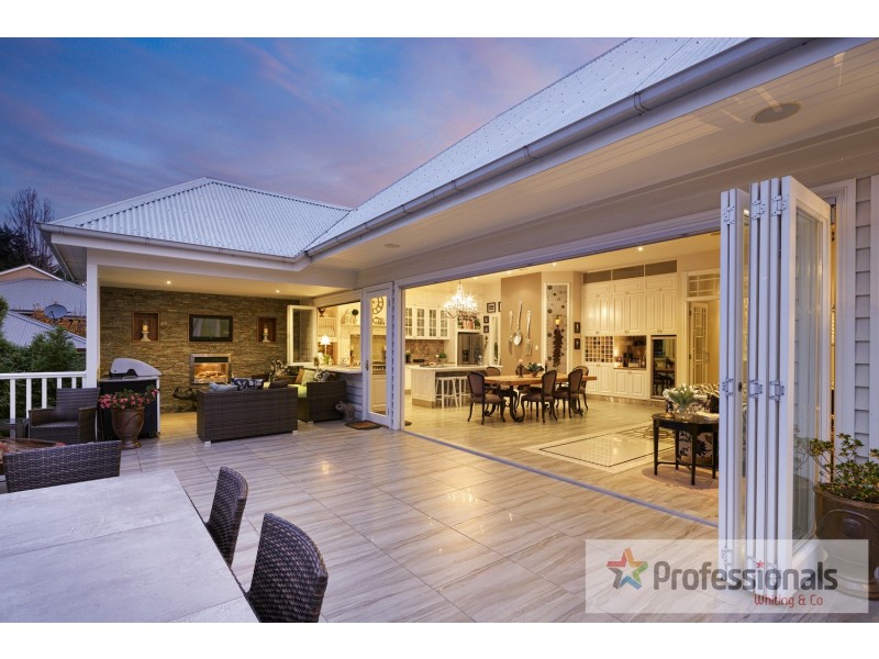 69 Aitken Street, Gisborne VIC 3437