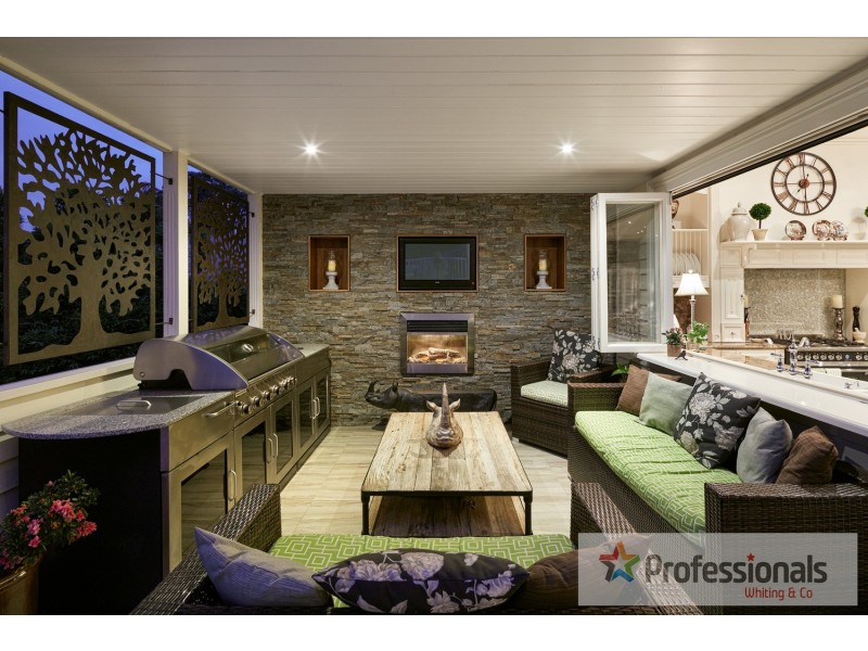 69 Aitken Street, Gisborne VIC 3437