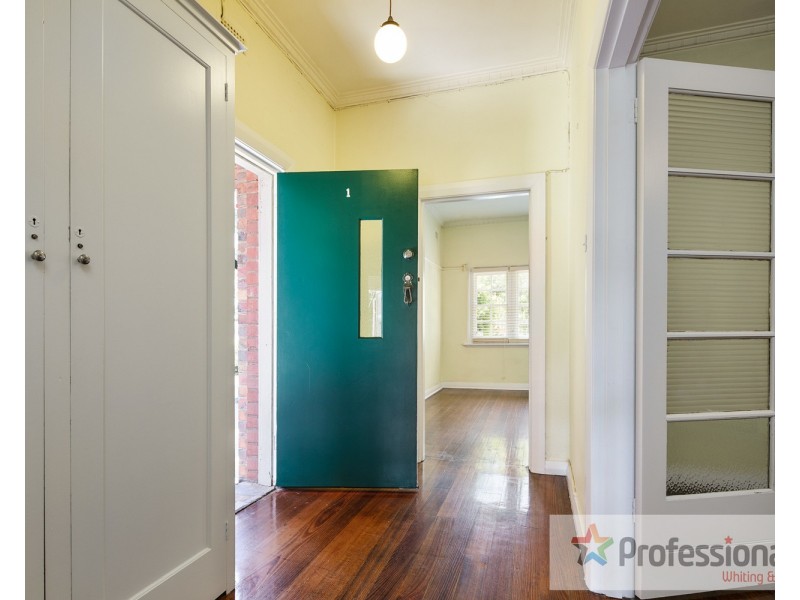 1/4A Mozart Street, St Kilda VIC 3182