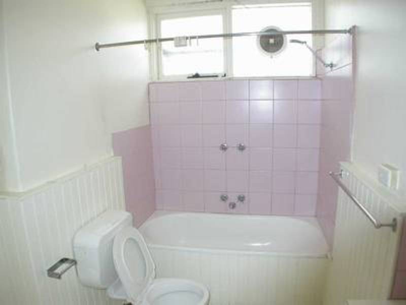 8/170 Barkly Street, St Kilda VIC 3182